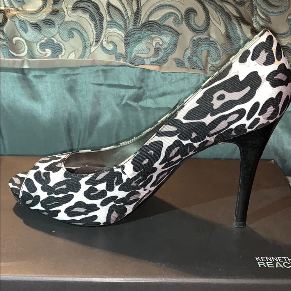 Leopard black grey & white heels